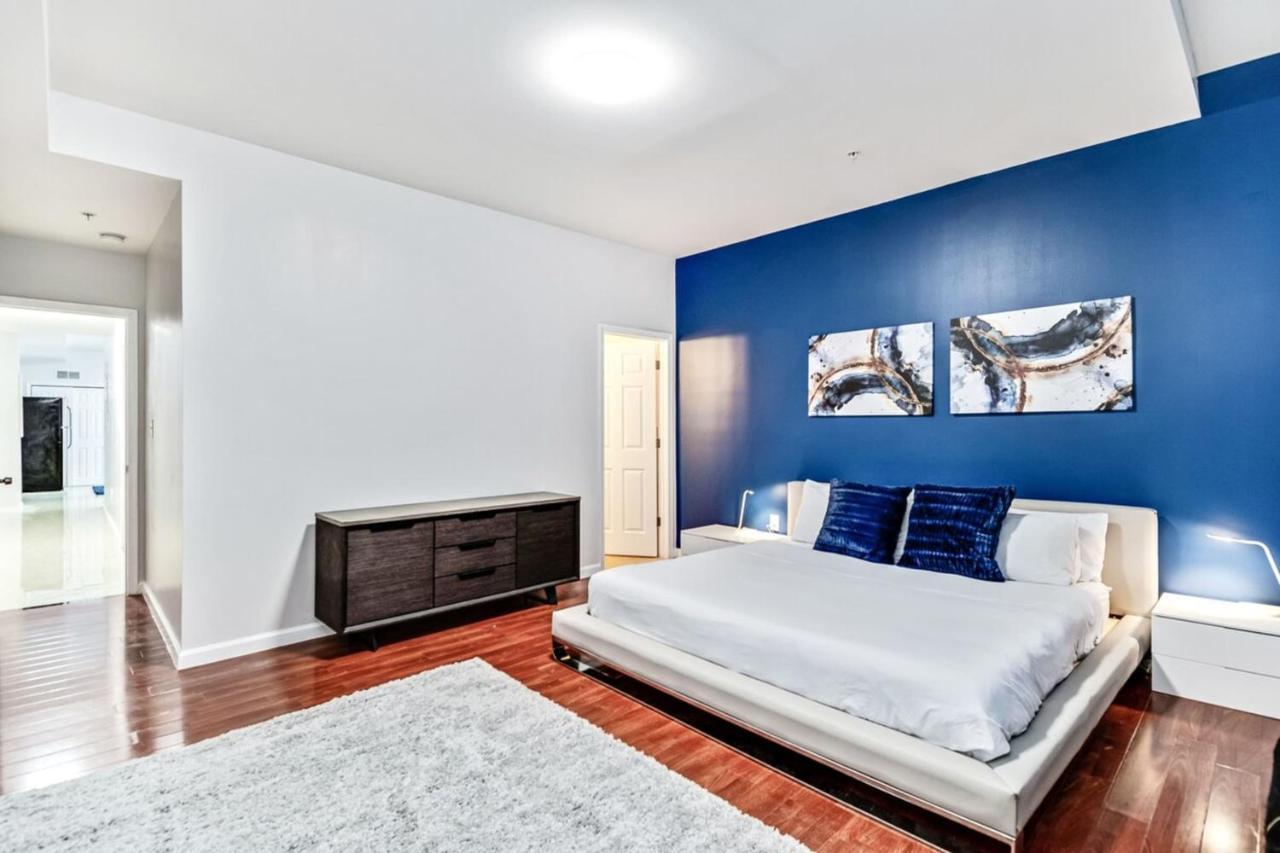 Lovely 2Bd Apt Steps From The Convention Center فيلادلفيا المظهر الخارجي الصورة